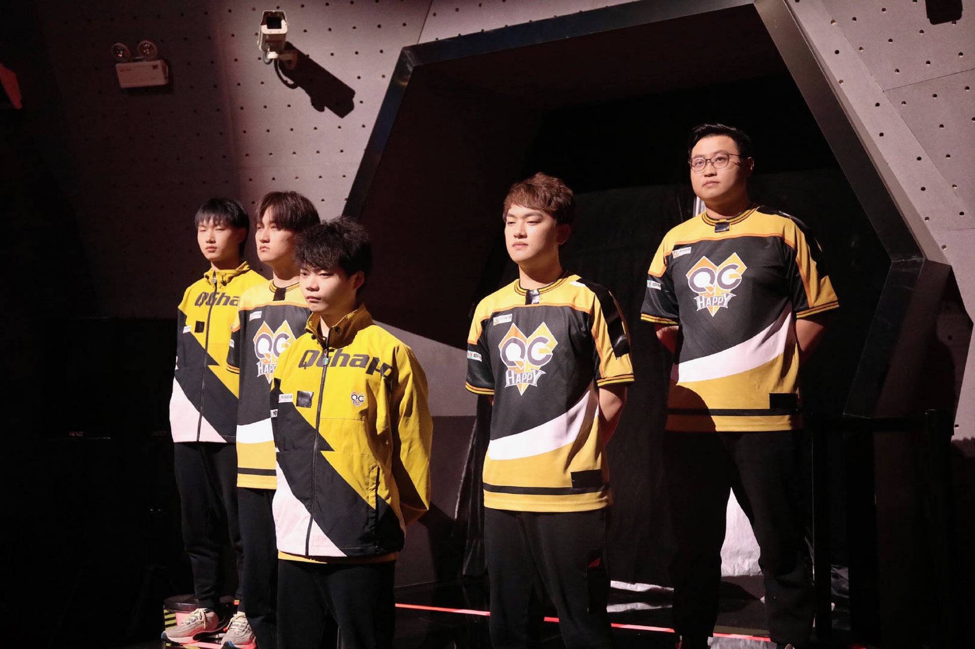 米兰体育官方网站入口-关于王者荣耀赛事经典回顾：QGhappy五冠王之路，王朝是如何建立的？的信息