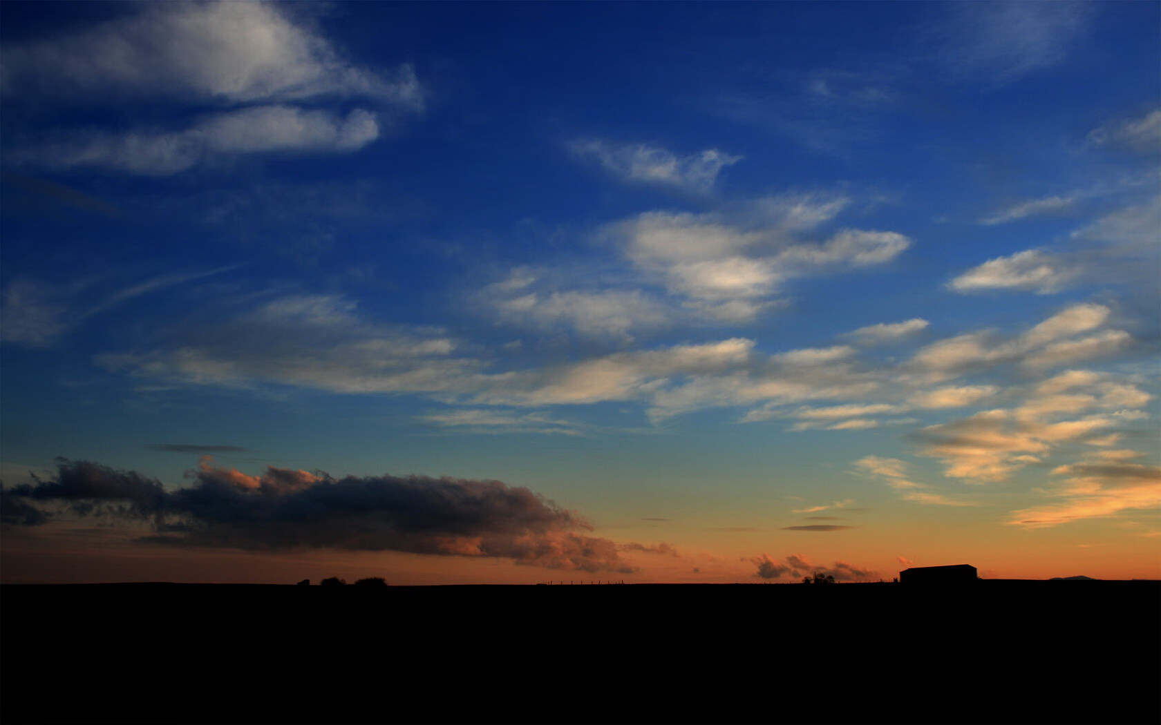 “马拉松激情无限,武汉赛道等你来挑战”